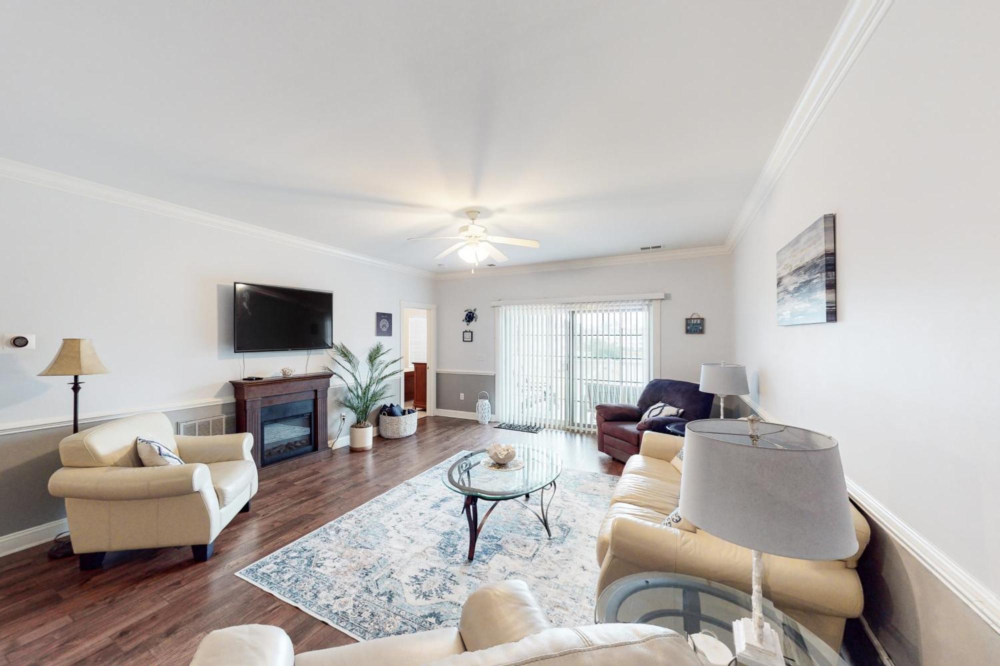 Southern Luster Condos شاطئ ميرتل الغرفة الصورة